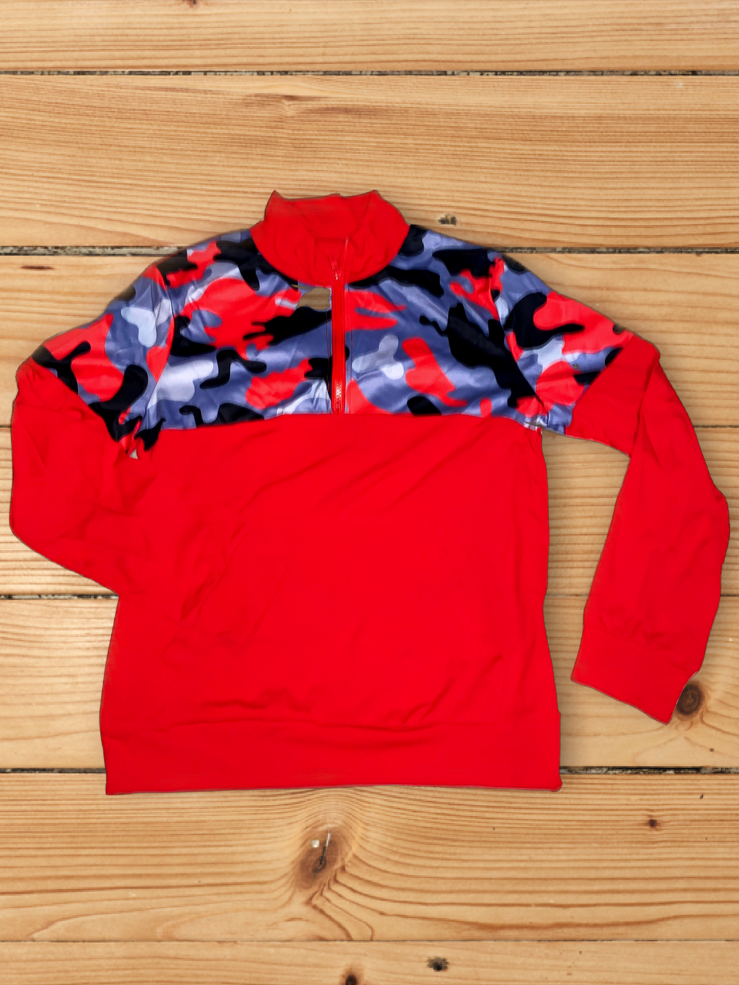 Ladies' Red Camouflage Two-Piece Sports Suit