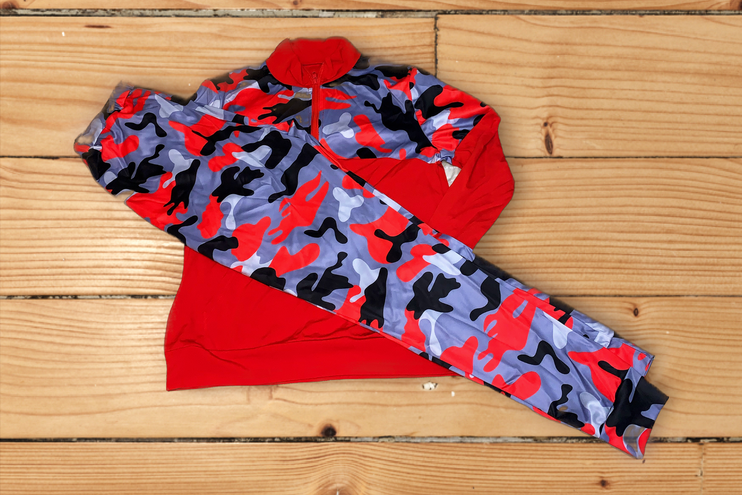 Ladies' Red Camouflage Two-Piece Sports Suit